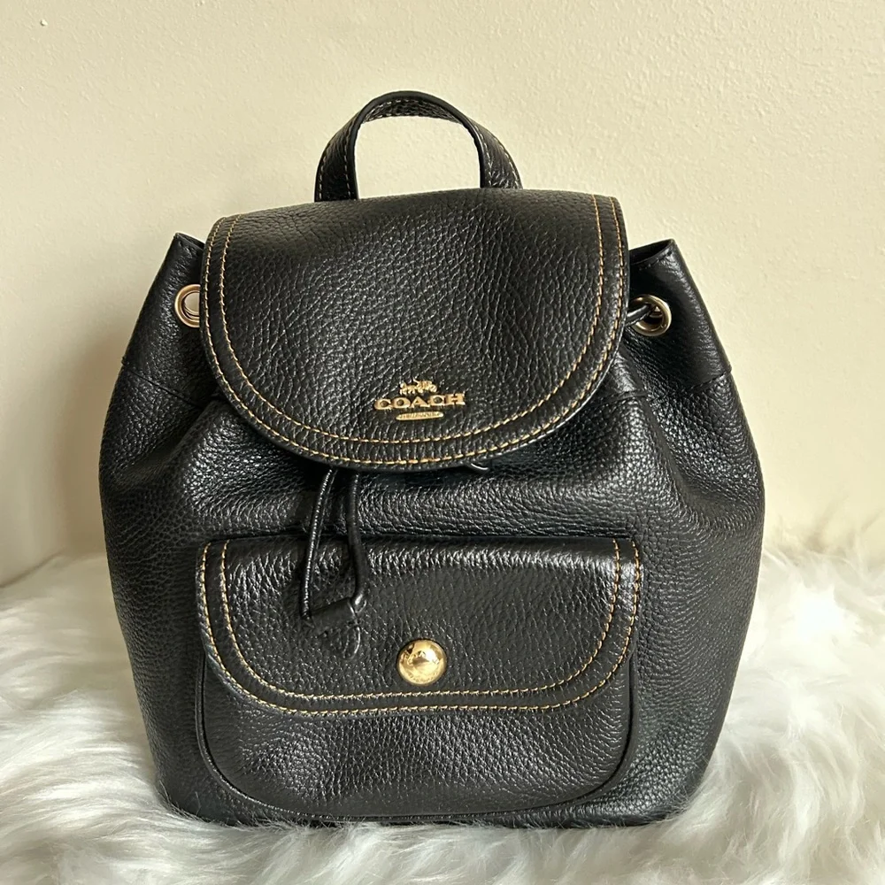 Coach Pennie 22 Black Pebbled Leather Backpack NWT‎ C4121